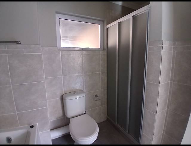 2 BEDROOM TOWNHOUSE FOR SALE IN ALBEMARLE